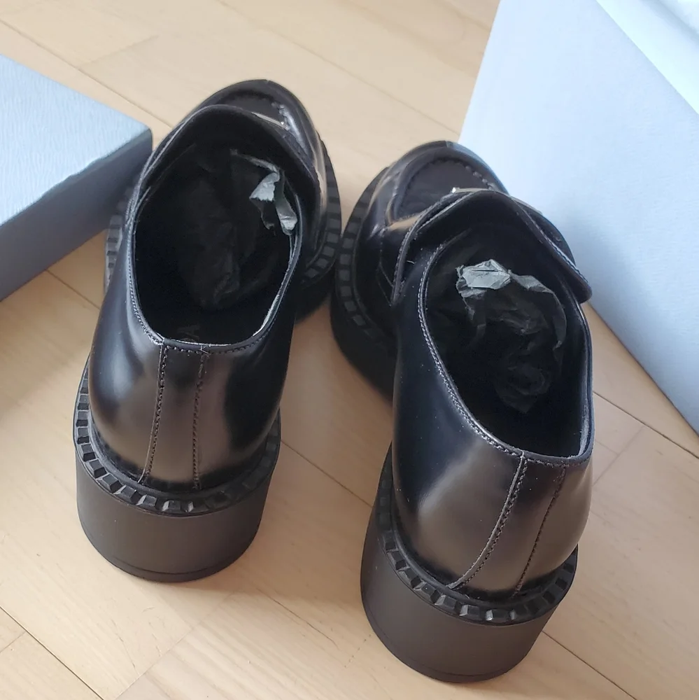 Prada Spazzolato Chunky Black Loafer - Picture 10 of 10